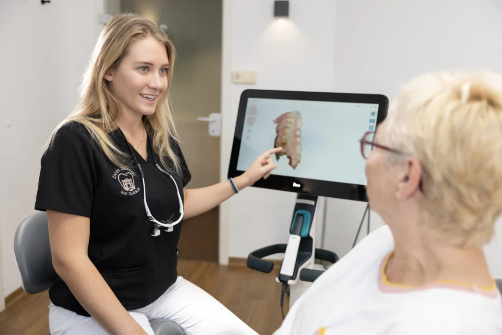 Intraoralscan am Bildschirm, Aligner-Planung beim Zahnarzt in Bad Oldesloe